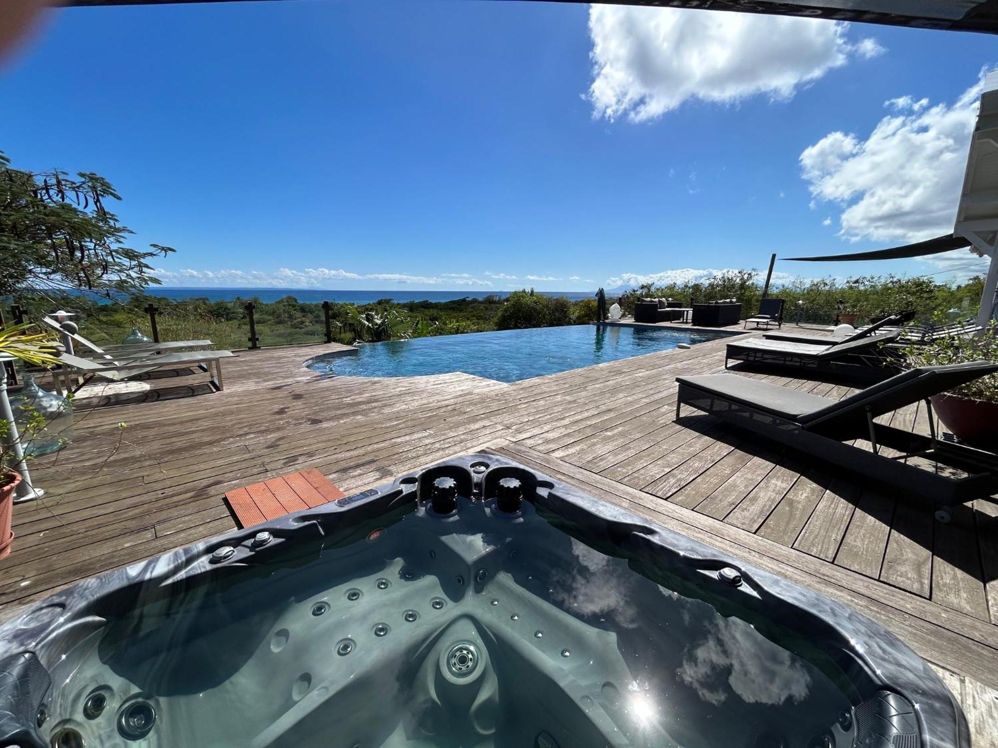 Villa Deluxe L'Hacienda Villa Vue Mer 180 Piscine Jacuzzi Proche Plage Marina Golf Pointe Des Chateaux Et Casino Jardin Clos Voyage Durable Saint-Francois  Exteriör bild